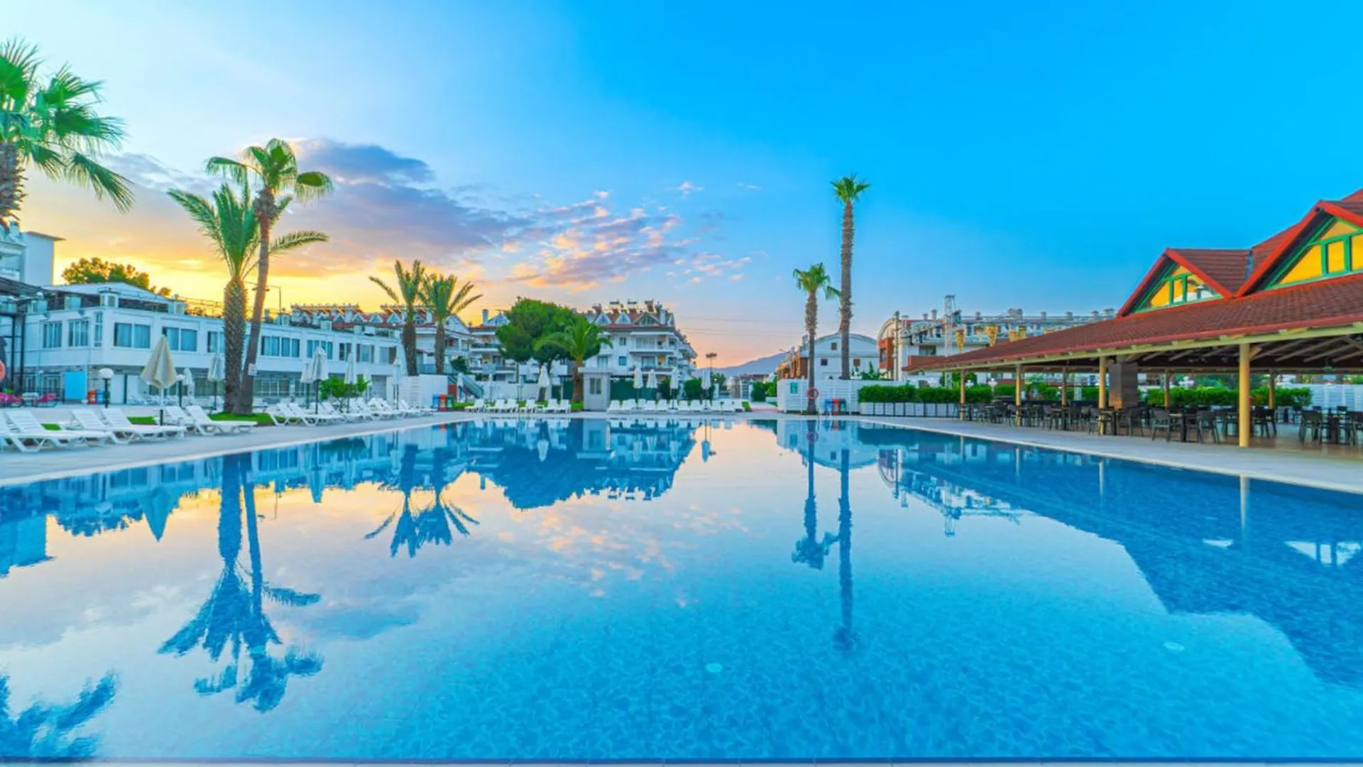 Club Pineta Hotel Marmaris 4*,